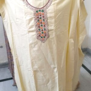 Beautiful Suit With Dupatta And Bottom