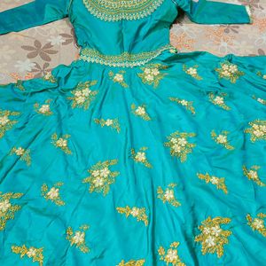 Beautiful Ethnic Gown For Festivals