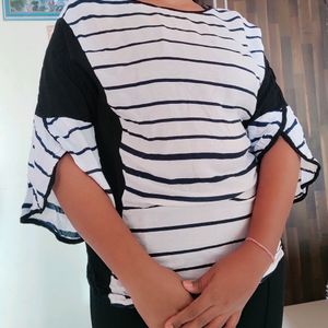 Tshirt For Women With Black Striped Top