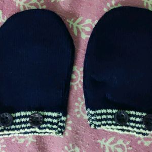 Woolen Head Caps And Mittens