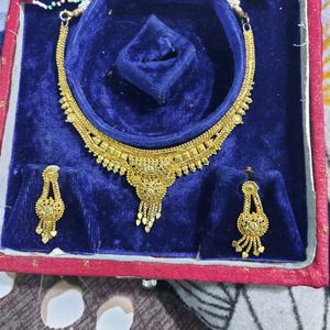 Like Gold Neckpis Set