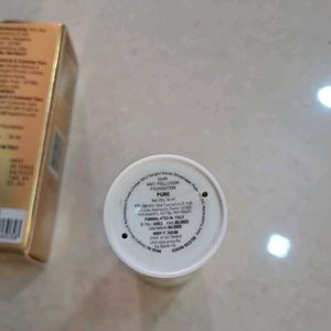 Myglamm Treat Love Care Foundation ( Pure)