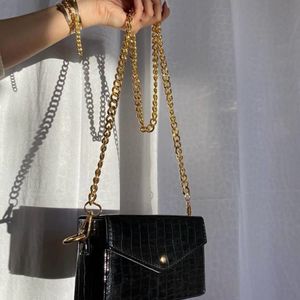 (Negotiable)Black Box Bag