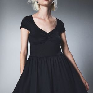 MIDNIGHT SALE !!!! H&M Black Dress With Ta