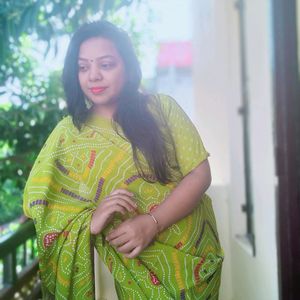 Green Bandhani Saree With Blouse And Peticoat