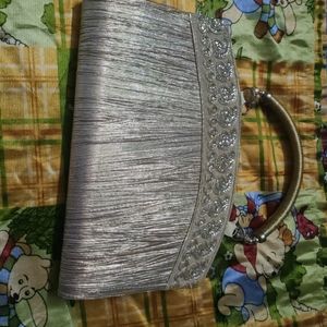 Party Wear Clutch With Windows Curtain Free