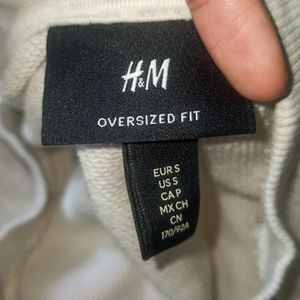 H&M Gray Sweatshirt