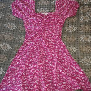 Berrylush Pretty Pink Floral Puff Sleeves Dress