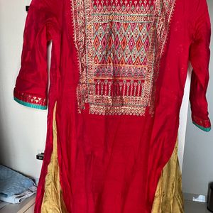 Nice Ethnic Gown