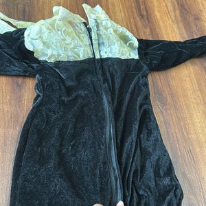 Black velvet dress for 6-8yrs