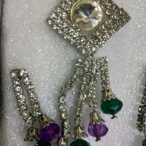 Purple And Green Diamonds Necklace Set