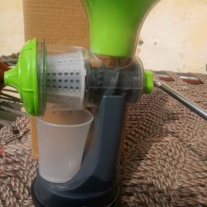 New Unused Juicer Machine(Sale )