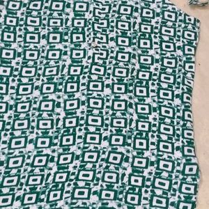 Beautiful Sleeveless Green Kurti For Women