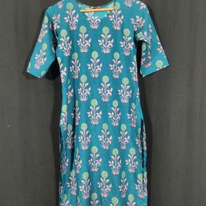 Deep Turquoise Floral Printed Kurti (Women)