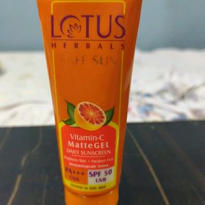 Lotus Sunscreen Gel