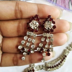 Necklace Set ✨🌸 Silver And Maroon Colour