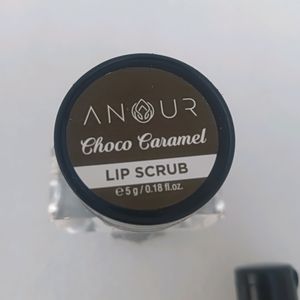 Sunscreen & Lip Scrub