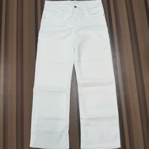 V-83 Size-32 Straight Women Denim Jeans