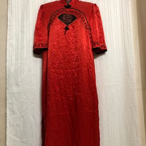 Red Half Sleeve Midi Dress