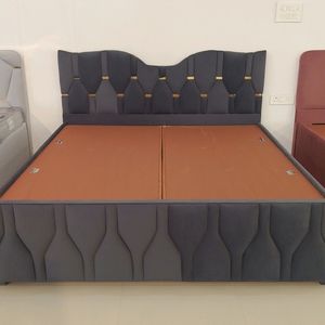 Full Cushion Bed With Storage