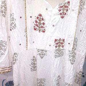 XXXL-Size White Cotton Anarkali Kurti For Women