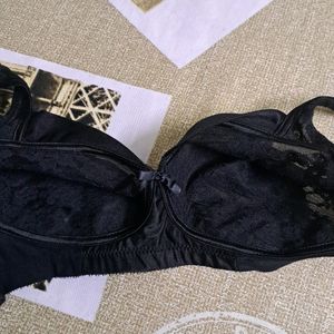 Enamor Black Bra 38B