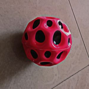 MOONBALL RED COLOURED