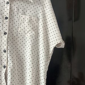 Black Dotted Halfsleev Top