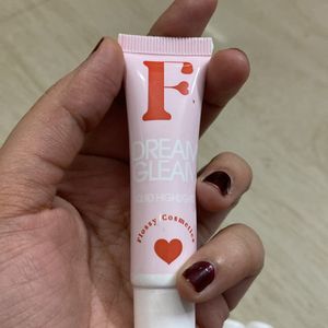 Flossy Cosmetics Highlighter And Popxo Nail Paints