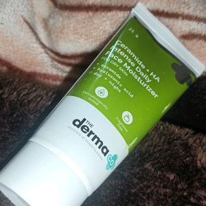 DERMA MOISTURIZER 🧴