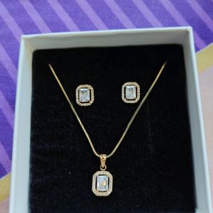 Pendant Set With Earrings