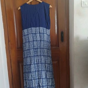 Blue Sleeveless Kurta