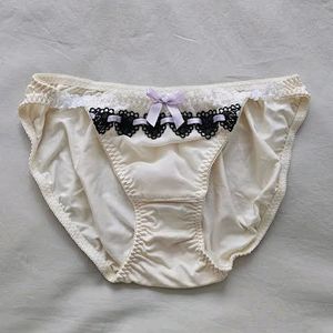 Girl Silks Underwear 🩲