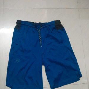 Max Boys Short 15 To 16 Years Used