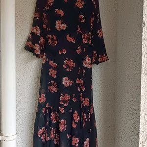 SASSAFRAS BLACK FLORAL DRESS