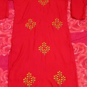 Red Kurti