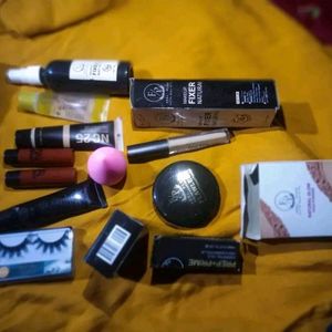 Cambo Makeup Kit