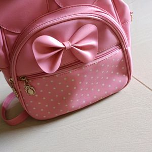 Awesome Quality Pink Bagpack For Kids