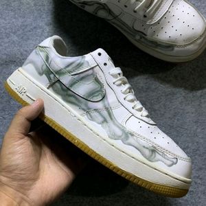 NIKE AIR FORCE 1 SKELTON