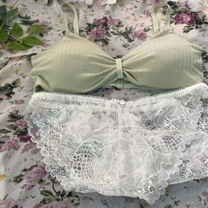 Beach’s Bra With Net Brief