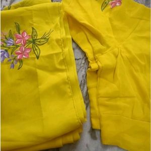 Yellow Printed Saree With Blouse 42 Inch