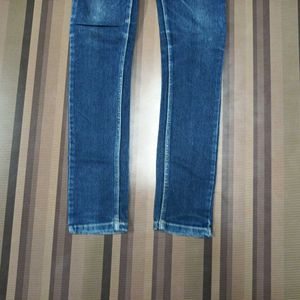 DG-85 Size-30 Slim Jeans