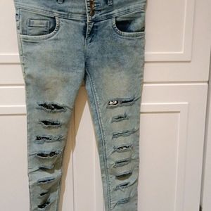 Trendy Jeans