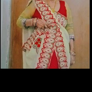 Beautiful Heavy Party Or Wedding Wear Saree