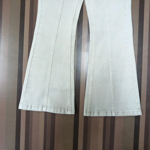 Y-34 size 24 Flared Women Denim Jeans