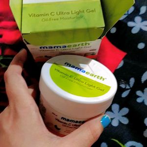 Mamaearth Vit C Ultra Light Gel