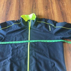 Men Reebok jacket XL size