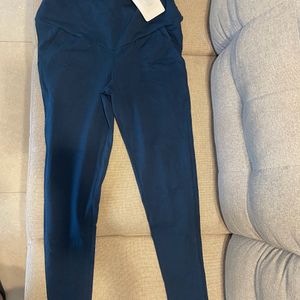 Wobbly walks Maternity Leggings. Brand New