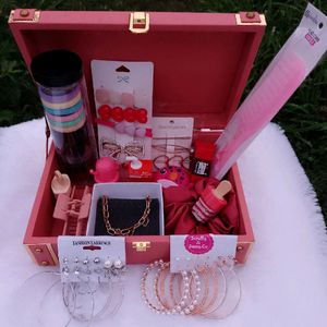 BEAUTIFUL HAMPER