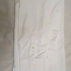 Van Heusen White Regular Fit Solid Shirt (New)